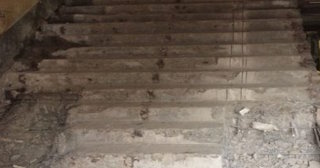 Демонтаж ступеней в Лесозаводске: гранитные, деревянные, ЖБ - расценка в смете от 316 руб.